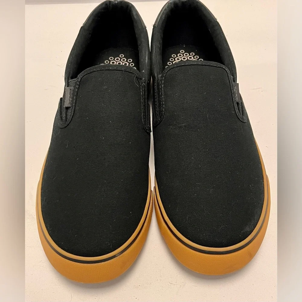 Lugz men’s sleek
